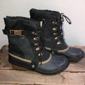 Sorel Conquest Carly Short Boot